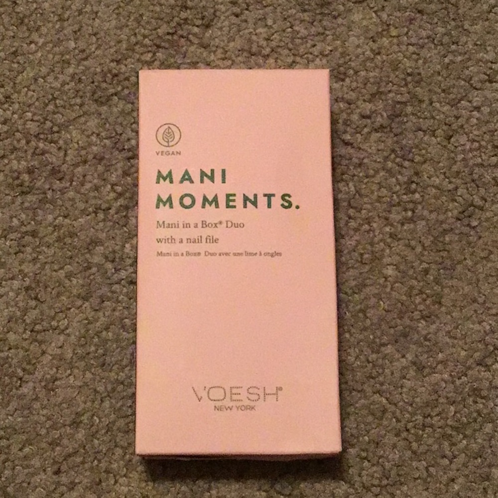 6/$25 | Manicure in a box duo + nail file